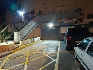 Garaje en venta en Playamar en Torremolinos