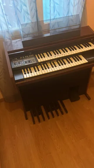 Órgano Viscount BX10 MIDI PCM