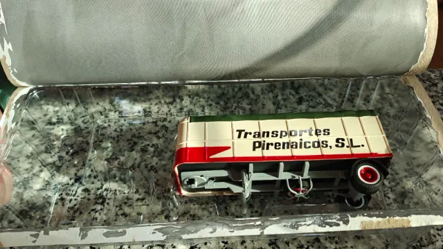 Remolque Pegaso 1/43