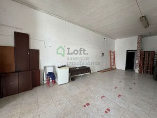 Nave industrial en venta en La Estación en Badajoz
