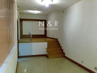Local comercial en venta en Ensanche - Sar en Santiago de Compostela