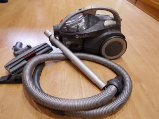 Aspirador con accesorios