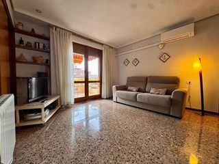 Piso en venta en Piscinas en Villarreal