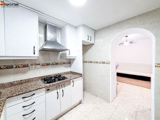 Piso en venta en Carolinas Bajas en Alicante