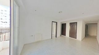 Piso en venta en El Calvari en Valencia