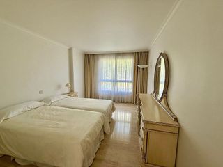 Piso en venta en Puerto Banús en Marbella