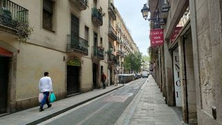Local comercial en alquiler en El Raval en Barcelona