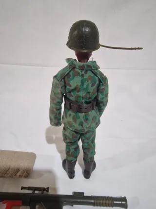 Madelman Soldado antitanque con Accesorios