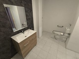 Local comercial en alquiler en Poble Nou en Manresa