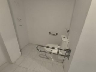 Local comercial en alquiler en Poble Nou en Manresa