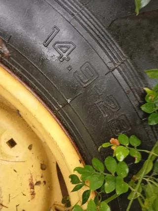 Ruedas Tractor John Deere