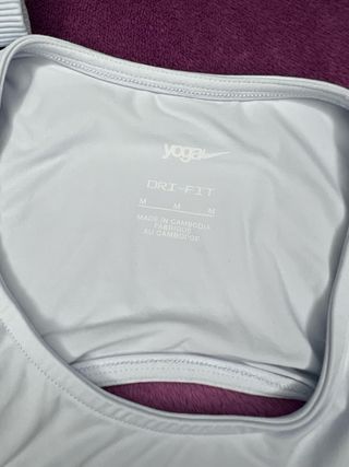 Camiseta Nike Luxe manga larga azul claro