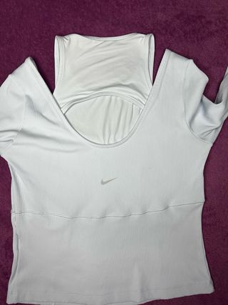 Camiseta Nike Luxe manga larga azul claro