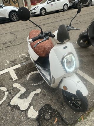 Wayscral 49 Scooter Eléctrica Blanca