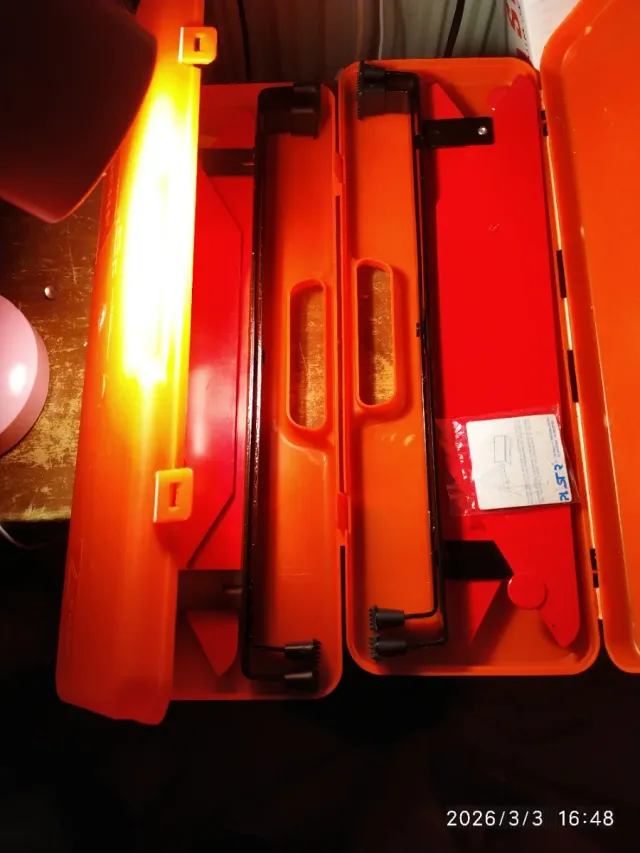 Triángulos de señalización con sus estuches