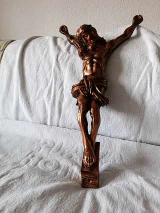 Crucifijo de cerámica