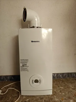 Calentador Junkers HydroCompact Gas Butano