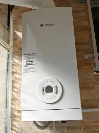 Calentador Junkers HydroCompact Gas Butano