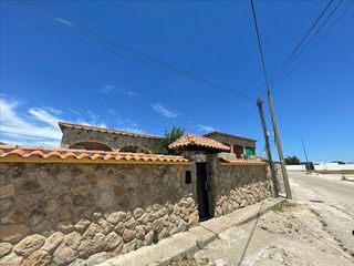 Chalet en venta en Talayuela