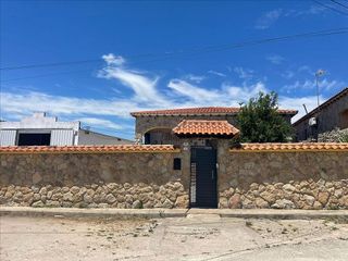 Chalet en venta en Talayuela