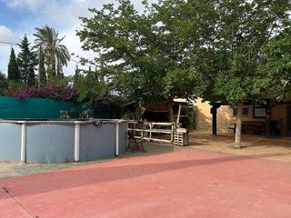 Chalet en venta en Algorós - El Derramador en Elche