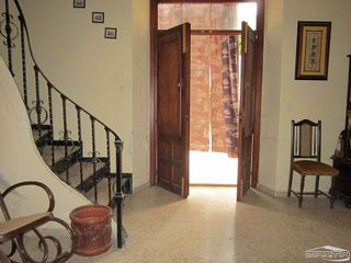 Casa adosada en venta en Lucena