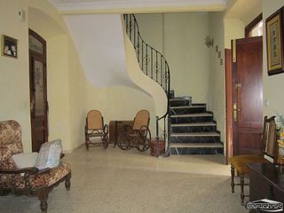 Casa adosada en venta en Lucena