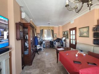 Chalet en venta en Valencina de la Concepción