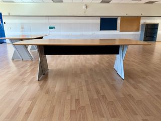 MESAS DE REUNIONES DE  240x110x73 y otras medidas