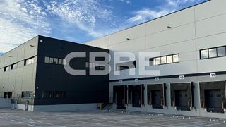 Nave industrial en alquiler en Ensanche de Vallecas - Valdecarros en Madrid