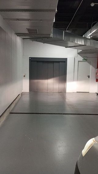 Garaje en alquiler en El Mayorazgo - El Limonar en Málaga