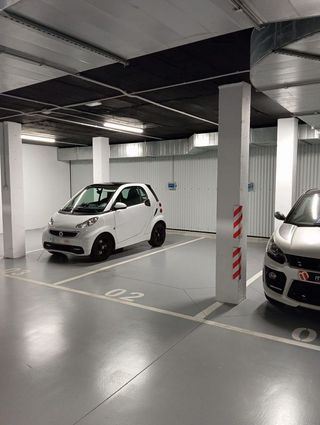 Garaje en alquiler en El Mayorazgo - El Limonar en Málaga