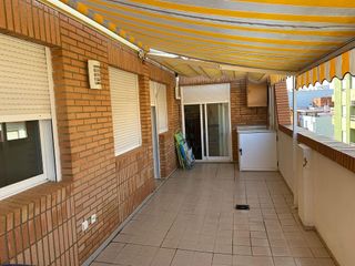 Piso en alquiler en Las Islas en Sagunto