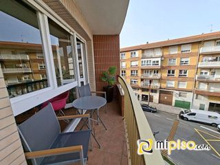 Piso en alquiler en Centro en Laredo