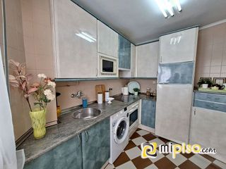 Piso en alquiler en Centro en Laredo