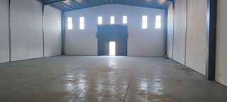 Nave industrial en alquiler en Centro - Doña Mercedes en Dos Hermanas