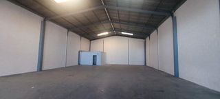 Nave industrial en alquiler en Centro - Doña Mercedes en Dos Hermanas