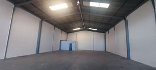 Nave industrial en alquiler en Centro - Doña Mercedes en Dos Hermanas
