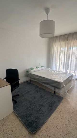 Piso en alquiler en Polígono Cartuja – La Paz en Granada