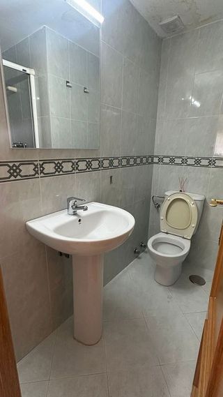 Piso en alquiler en Polígono Cartuja – La Paz en Granada