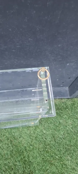 Estantería metacrilato para colgar