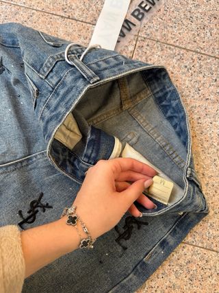 Pantalones YSL vaqueros con pedrería