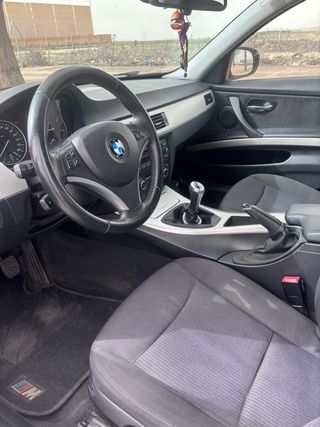 BMW Serie 3 318d E90