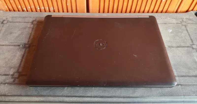 Portátil Dell Latitude E5470 Negro (Batería KO) afbeelding 2