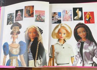 Libro Barbie: I Mille Volti di un Mito (Marco Tosa