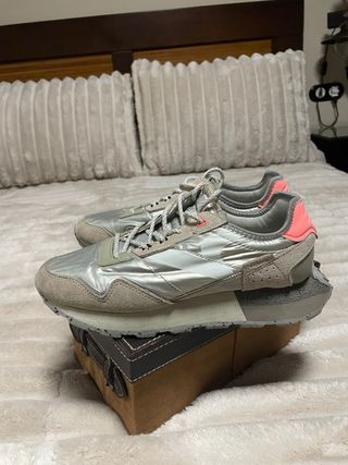 Zapatillas Victoria grises y rosas