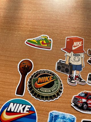 Pegatinas Nike con caja