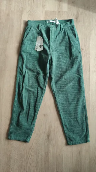 Pantalón pana Zara Talla M