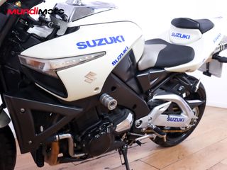 SUZUKI B-KING 1300