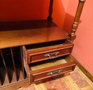 Mueble auxiliar de madera